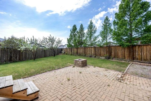 127 Pew Lane, Fort Mcmurray, AB - Outdoor With Backyard