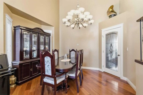 127 Pew Lane, Fort Mcmurray, AB - Indoor Photo Showing Dining Room