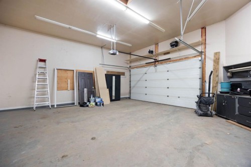 110 Lindstrom Bay, Fort Mcmurray, AB 