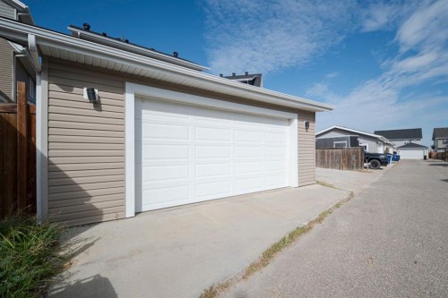 113 Olson Place, Fort Mcmurray, AB 
