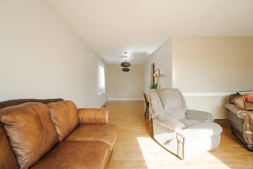 307 Cochrane Crescent, Fort Mcmurray, AB 