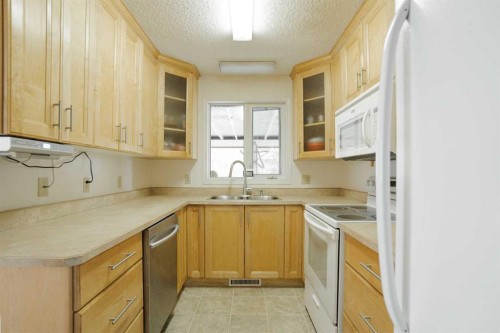 307 Cochrane Crescent, Fort Mcmurray, AB 