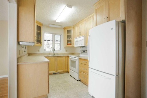 307 Cochrane Crescent, Fort Mcmurray, AB 