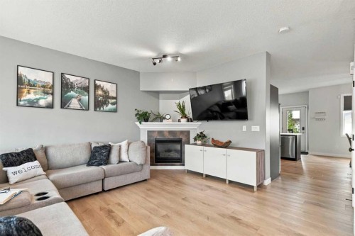 253 Grosbeak Way, Fort Mcmurray, AB 