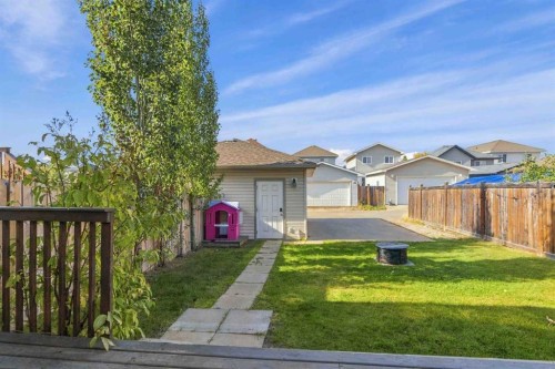 253 Grosbeak Way, Fort Mcmurray, AB 