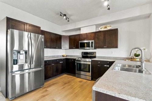 253 Grosbeak Way, Fort Mcmurray, AB 