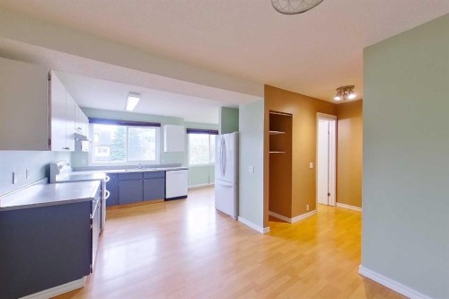 156 Williscroft Place, Fort Mcmurray, AB 