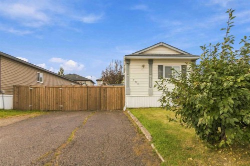 284 Caouette Crescent  Fort Mcmurray, AB T9K 2H9
