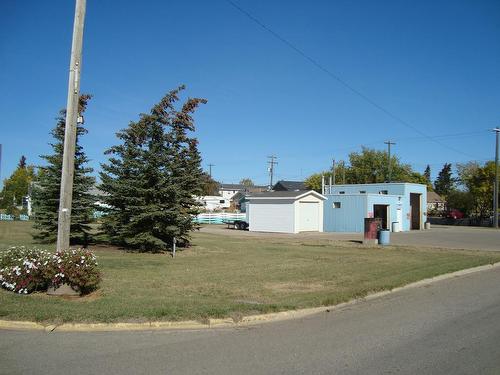 116 First Avenue, Trochu, AB 