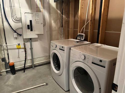 340 Elizabeth Avenue, Nordegg, AB - Indoor Photo Showing Laundry Room