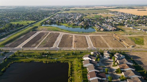 4424 69 Street, Camrose, AB 