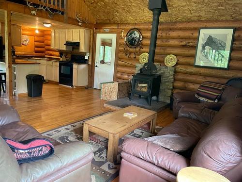 42027 Township Road 464, Rural Wetaskiwin No. 10, County Of, AB - Indoor Photo Showing Living Room With Fireplace