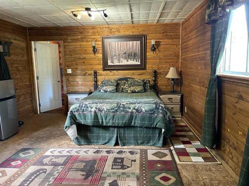 42027 Township Road 464, Rural Wetaskiwin No. 10, County Of, AB - Indoor Photo Showing Bedroom