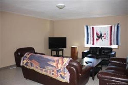 85 Range Road, Amisk, AB - Indoor Photo Showing Living Room