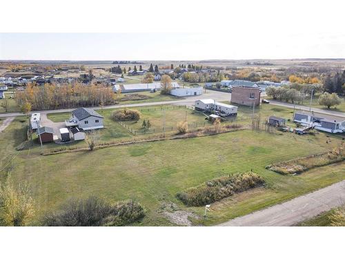 204 2Nd Street, Gadsby, AB 