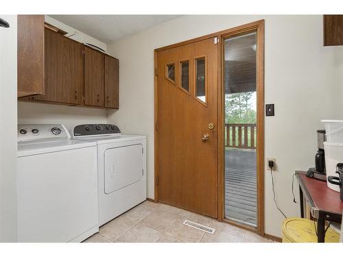 43254 152 Range, Rural Flagstaff County, AB - Indoor Photo Showing Laundry Room