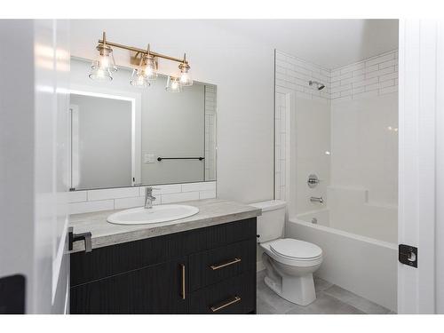 25 Larratt Close, Red Deer, AB - Indoor Photo Showing Bathroom