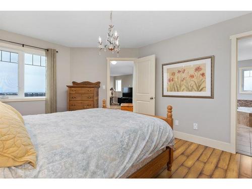 7 Aspen Ridge Close, White Sands, AB - Indoor Photo Showing Bedroom
