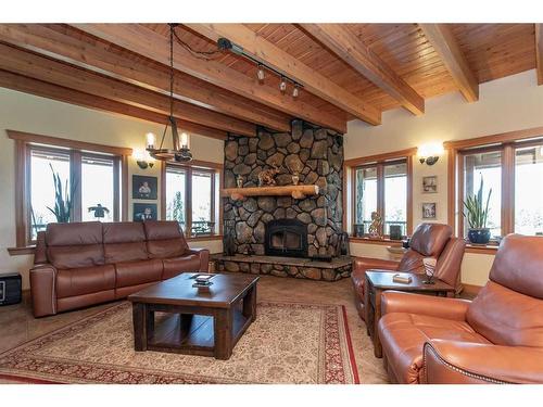 41115 Range Road 272, Rural Lacombe County, AB - Indoor Photo Showing Living Room With Fireplace