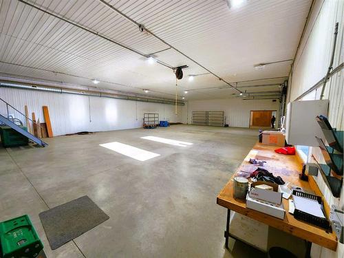 41115 Range Road 272, Rural Lacombe County, AB - Indoor Photo Showing Garage