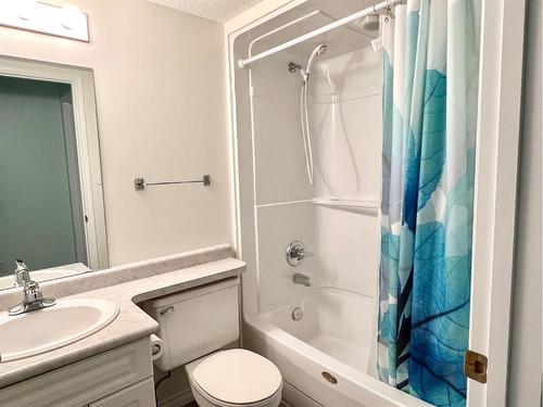 207-5020 49 Street, Rocky Mountain House, AB - Indoor Photo Showing Bathroom
