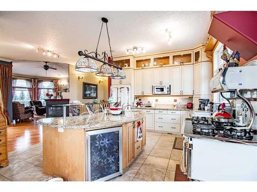 36075 Rr 281, Rural Red Deer County, AB - Indoor Photo Showing Kitchen