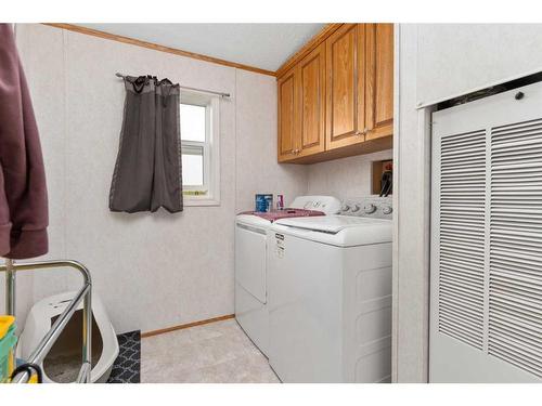 43049 Range Road 214, Rural Camrose County, AB - Indoor Photo Showing Laundry Room