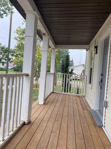 5015 47 Avenue, Forestburg, AB - Outdoor With Deck Patio Veranda With Exterior