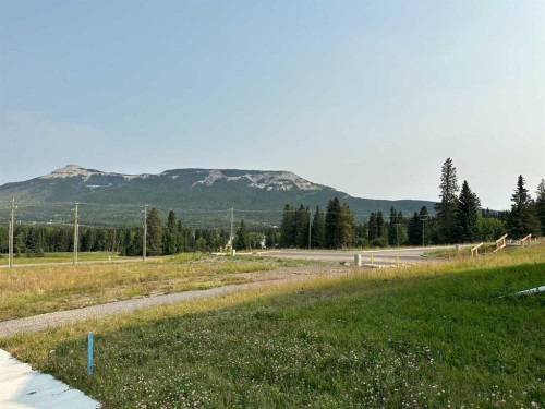 109 Centre Street, Nordegg, AB 