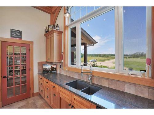 39325 Range Road 10, Rural Lacombe County, AB - Indoor Photo Showing Kitchen With Double Sink