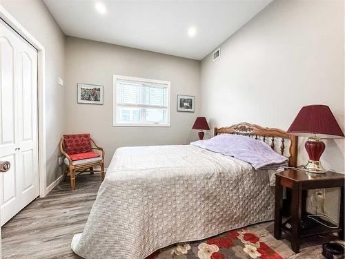 5011 C 49 Street, Stettler, AB - Indoor Photo Showing Bedroom