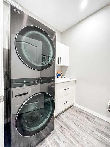 5011 C 49 Street, Stettler, AB - Indoor Photo Showing Laundry Room