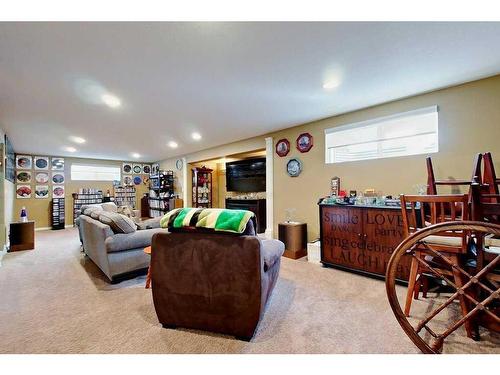 185 Alberts Close, Red Deer, AB - Indoor Photo Showing Other Room