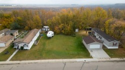 15 Mackenzie Drive  Sedgewick, AB T0B 4C0