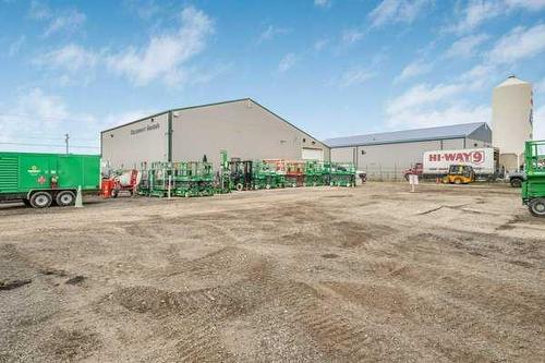 30 Industrial Drive, Sylvan Lake, AB 