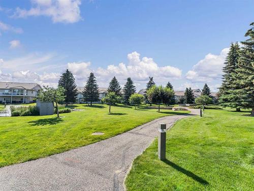 275 Park Meadows Lane Se, Medicine Hat, AB - Outdoor With View