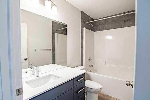 25 Lake Street, Rural Red Deer County, AB - Indoor Photo Showing Bathroom