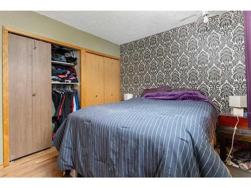 4905 55 Street, Killam, AB - Indoor Photo Showing Bedroom