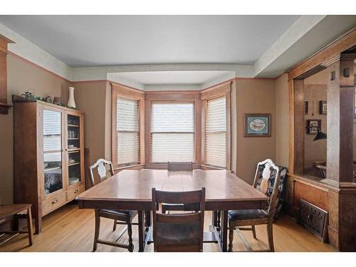 4803 50 Street, Lougheed, AB - Indoor Photo Showing Dining Room