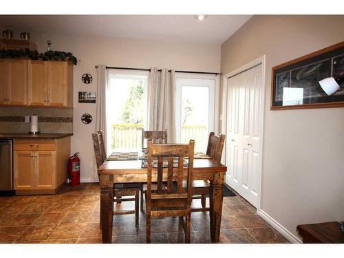 10E 1 Avenue, Rosalind, AB - Indoor Photo Showing Dining Room