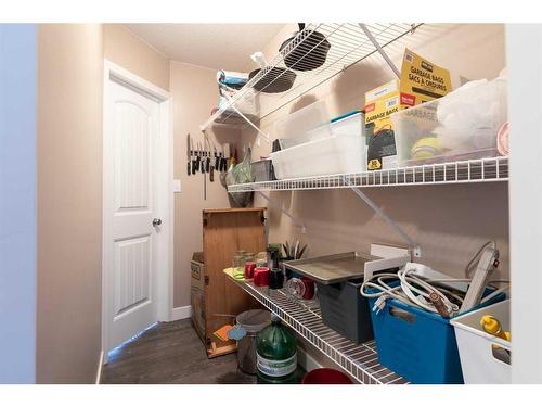 37301 Range Road 25, Rural Red Deer County, AB - Indoor With Storage
