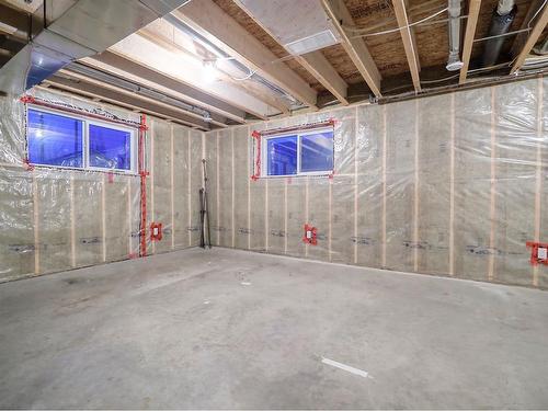 402 4Th Avenue, Elnora, AB - Indoor Photo Showing Basement