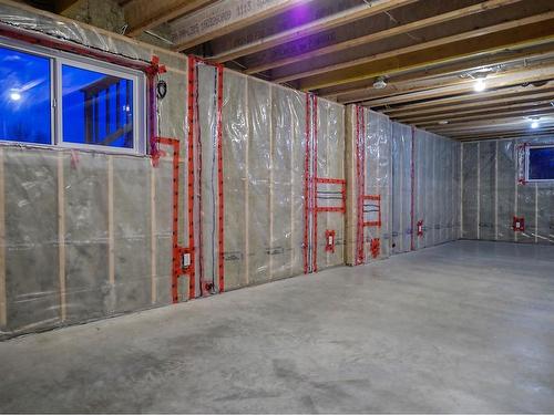 402 4Th Avenue, Elnora, AB - Indoor Photo Showing Basement