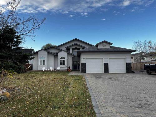 333 Brett Drive, Fort Mcmurray, AB - Outdoor With Facade