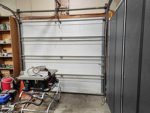 333 Brett Drive, Fort Mcmurray, AB - Indoor Photo Showing Garage