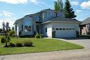 5606 46 Avenue West, Forestburg, AB  - Outdoor With Facade 