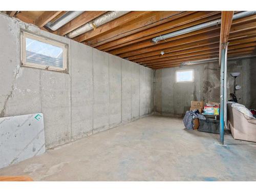 4905 59 Street, Killam, AB - Indoor Photo Showing Basement