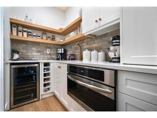 2607 62 Street, Camrose, AB - Indoor Photo Showing Kitchen