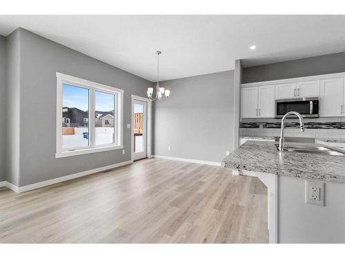 119 Livingston Close, Red Deer, AB - Indoor Photo Showing Kitchen
