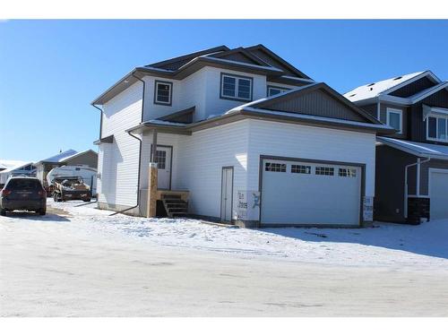 119 Livingston Close, Red Deer, AB - Outdoor With Facade